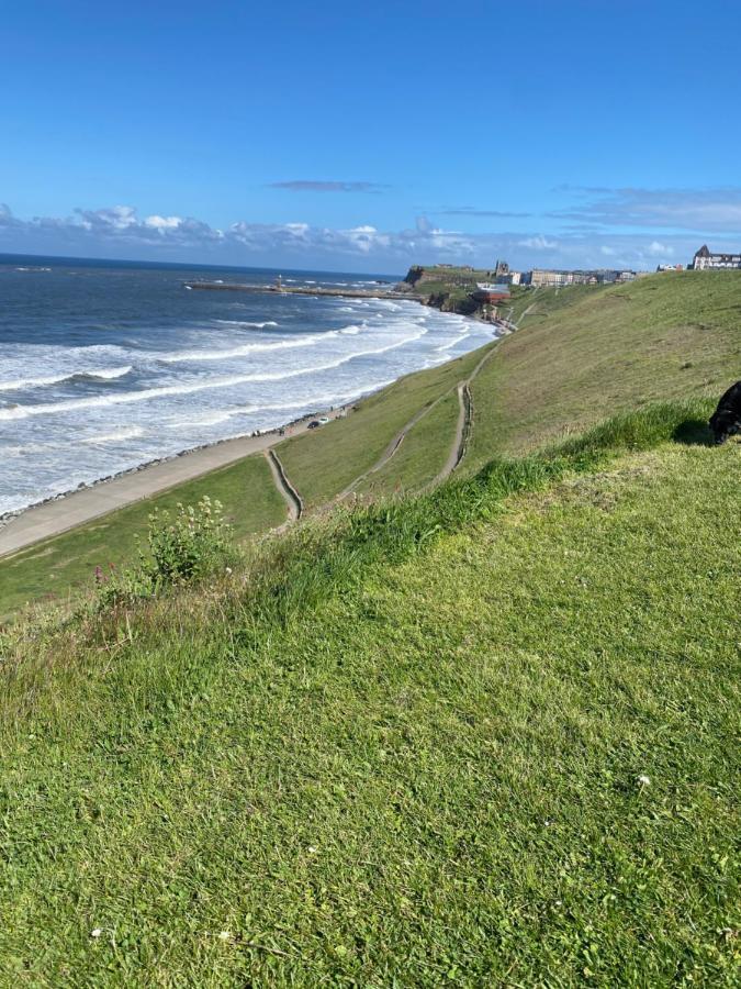 Sapphire Seas Whitby Leilighet Eksteriør bilde